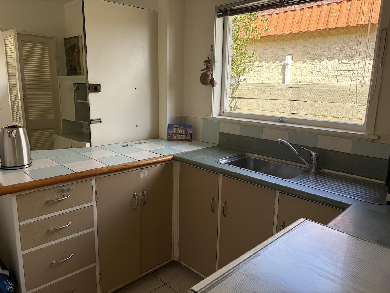 Kitchen before renovation